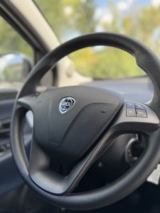 LANCIA YPSILON 1.0 HYBRID 70 CV