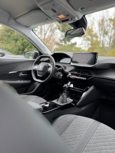 PEUGEOT 208 PURE TECH 100 S&S 5 P ALLURE