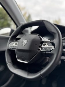 PEUGEOT 208 PURE TECH 100 S&S 5 P ALLURE