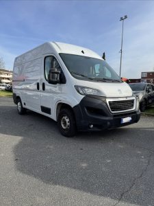 PEUGEOT BOXER PREMIUM 333 L2H2 BLUE HDI 140 SS