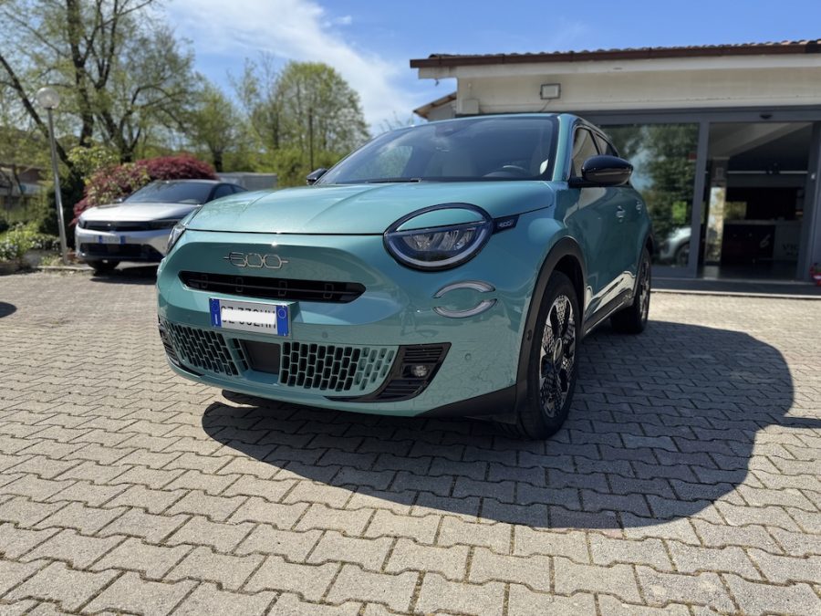 FIAT 600 HYBRID LA PRIMA II 110 CV