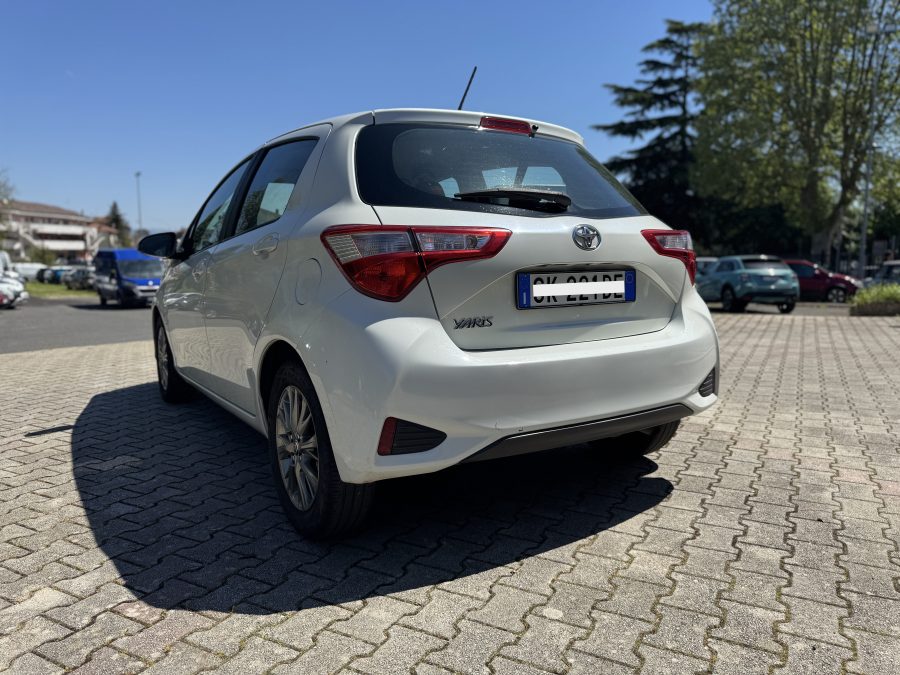 TOYOTA YARIS 1.0 5 P