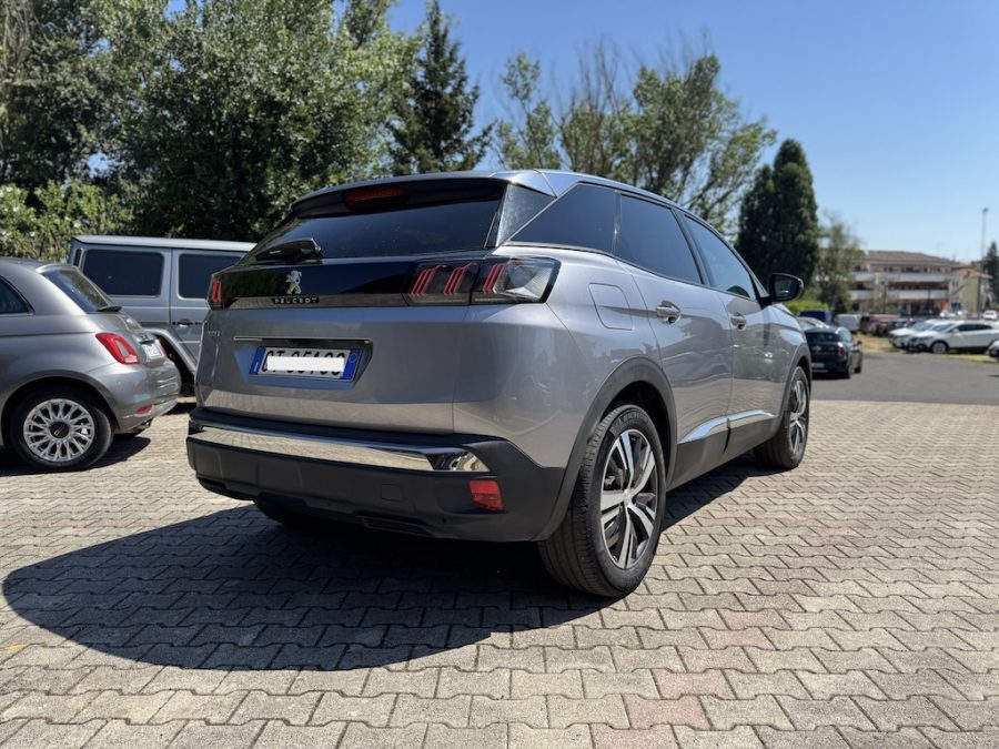 PEUGOET 3008 BLUEHDI 130 S&S EAT8 ALLURE PACK