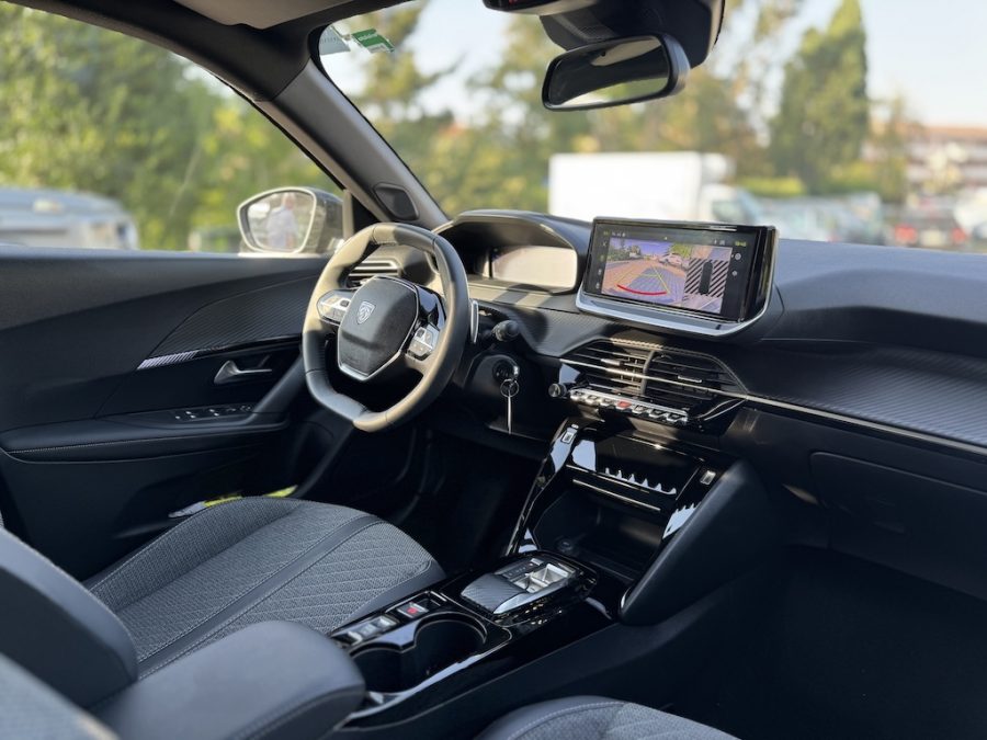 PEUGEOT 2008 1.2 HYBRID 145 CV ALLURE EDCS6