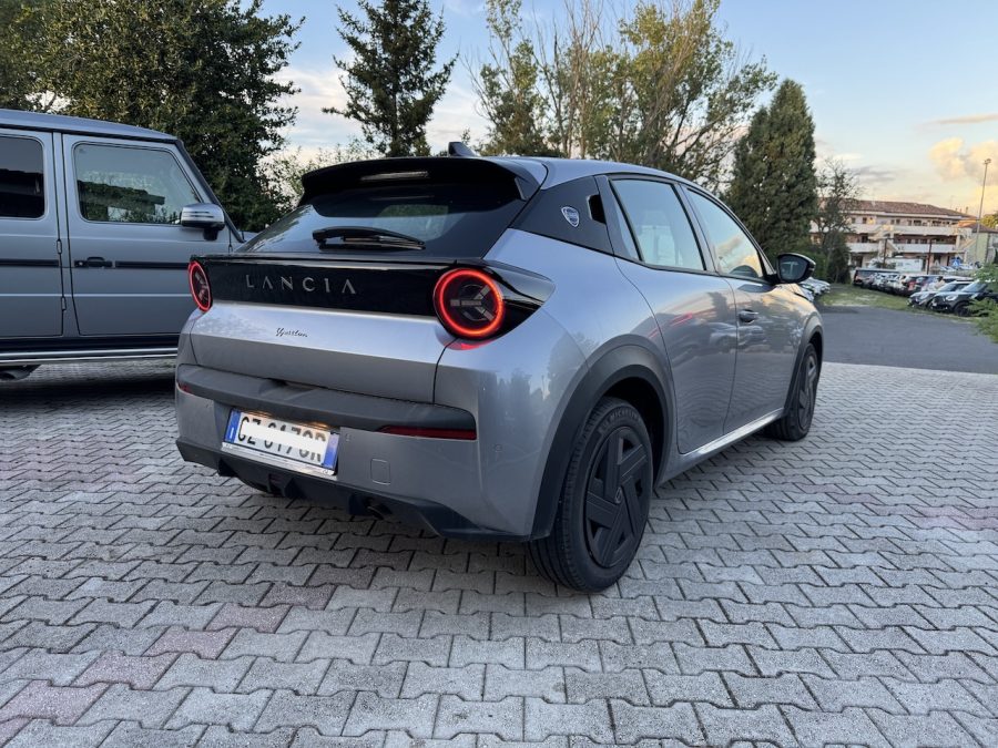 LANCIA YPSILON 1.2 100 CV HYBRID