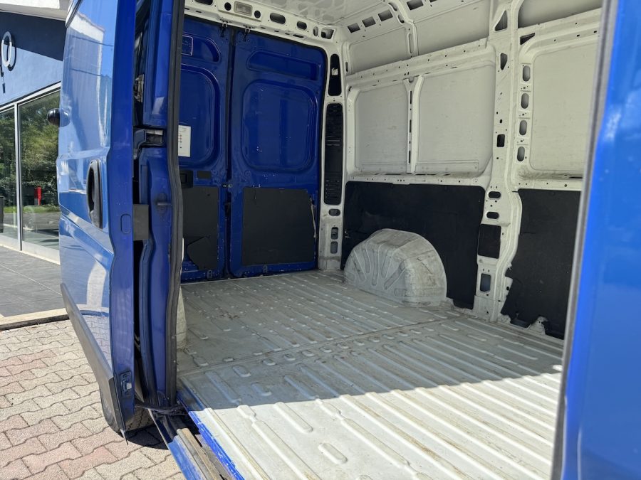 PEUGEOT BOXER 330 L2H2 140 CV