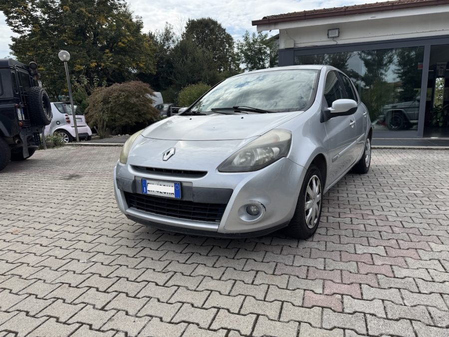 RENAULT CLIO 1.2 5 P