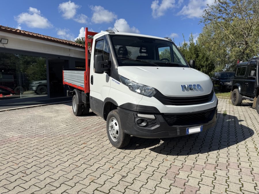 IVECO DAILY Ribalt.